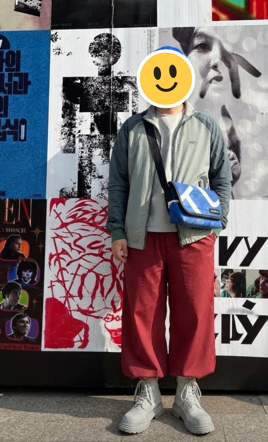 옷장의 티셔츠와 팬츠를 입은 AI 입어보기 결과